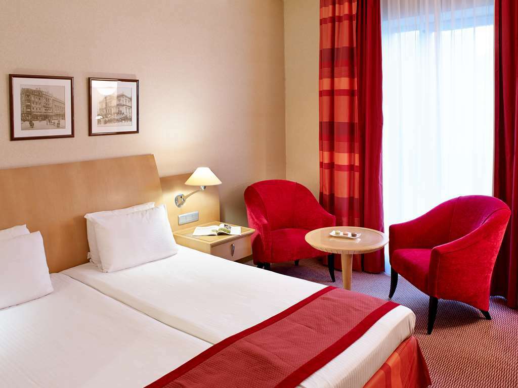 Hotel Der Valk 4*